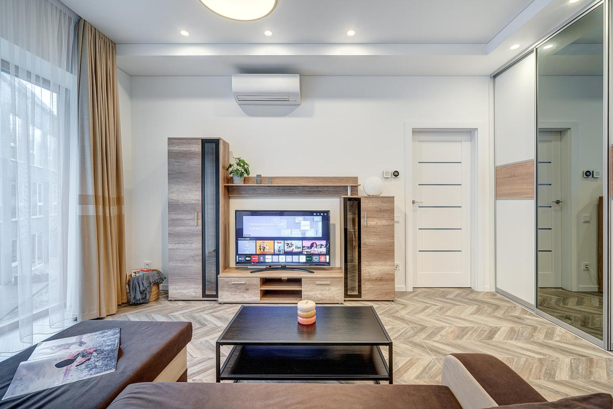 Cohost I New Basteja Life Apartments W-Garage Prkg & Self Check-In VNO Oda fotoğraf